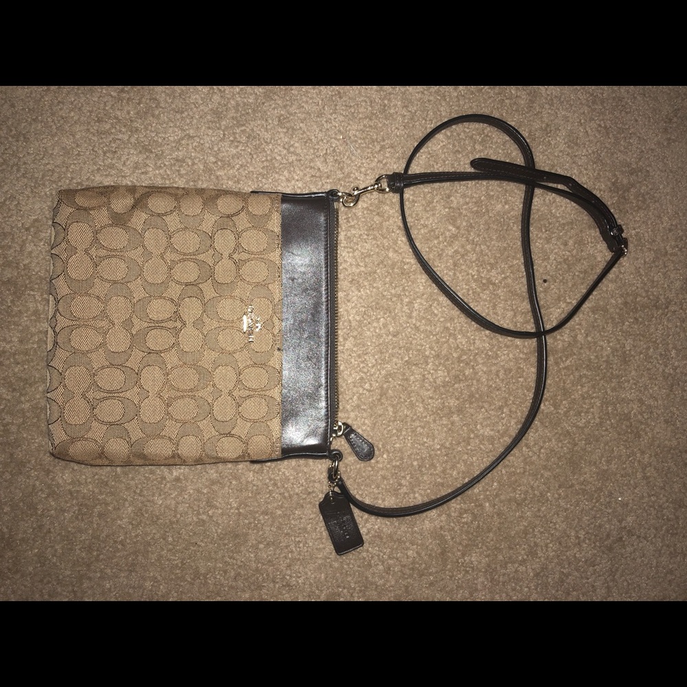 Coach cross body bag in really good condition